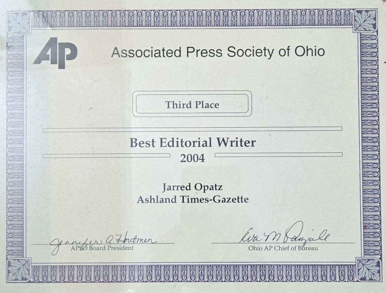 2004 Best Editorial Writer